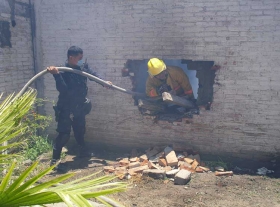 El fuego consumi&oacute; el taller de esferas