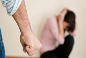 Por celos le peg&oacute; a su esposa