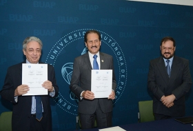 Signan convenio de colaboraci&oacute;n