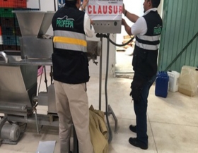 Clausuran empresa de l&aacute;cteos