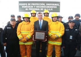 Se condecor&oacute; a personal por excelente labor 