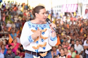Inst&oacute; a denunciar arbitrariedades a autoridades electorales 
