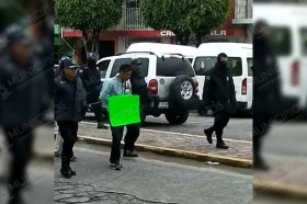 El sujeto de 35 a&ntilde;os de edad fue exhibido y entregado a la polic&iacute;a  