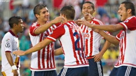 Chivas visit&oacute; a Coras Tepic y los venci&oacute; por la m&iacute;nima diferencia.