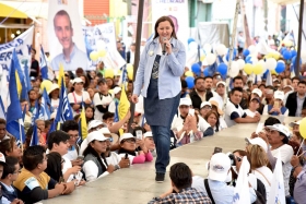 Se comprometi&oacute; con los comerciantes a darle soluci&oacute;n a las demandas que requieren
