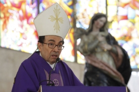 Su paso por el arzobispado ocurri&oacute; entre 1977 en que el papa Juan Pablo II lo design&oacute; y 2009, con la llegada de su sucesor 
