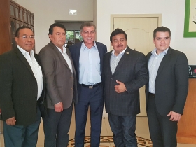 Indic&oacute; que en su gobierno promover&aacute; la formaci&oacute;n y profesionalizaci&oacute;n de los docentes