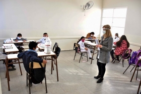 350 colegios abren aulas pese a la prohibici&oacute;n de la SEP