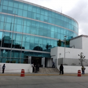 Siete estudiantes detenidos por supuestos ataques a edificios p&uacute;blicos