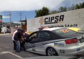 Polic&iacute;a pirata operaba en la zona