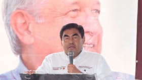 Dice que Morena llenar&iacute;a el estadio 