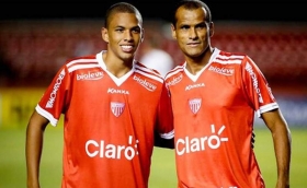 Rivaldo, de 43 a&ntilde;os, se retira definitivamente.