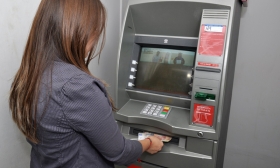 Intentar pagar con billetes falsos, podr&iacute;an ser hasta 12 a&ntilde;os de prisi&oacute;n.