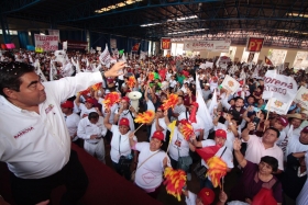 Fue cobijado por cientos de simpatizantes de la regi&oacute;n de Atlixco