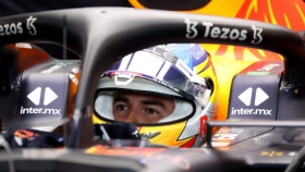 Checo P&eacute;rez termina quinto en la segunda pr&aacute;ctica en Australia