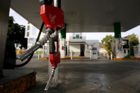 "Rastrillos" roban tus litros de gasolina a distancia