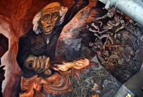 "Miguel Hidalgo" ubicado en el Palacio de Gobierno de Guadalajara.