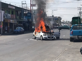 Intento de desalojo termin&oacute; en zafarrancho 