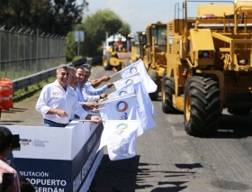 Tambi&eacute;n encabez&oacute; la entrega de apoyos a productores de Tlaltenango  