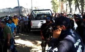 Durante dos horas se estableci&oacute; una mesa de di&aacute;logo