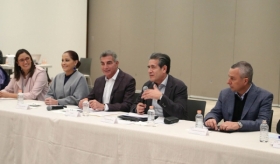 Pidi&oacute; a los funcionarios seguir trabajando como hasta ahora, en aras de dar respuesta a las necesidades de la ciudadan&iacute;a