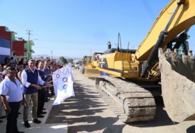 Dio el banderazo inicial para la construcci&oacute;n del Bulevar y puente Carmelitas, que tendr&aacute;n una inversi&oacute;n de 428.6 millones de pesos