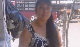 De acuerdo a versiones extraoficiales una bala perdida termin&oacute; con la vida de la mujer  