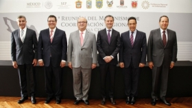 Aurelio Nu&ntilde;o subray&oacute; que se revisaron los cinco puntos principales del nuevo Modelo Educativo que engloban las pol&iacute;ticas p&uacute;blicas que se ejecutar&aacute;n en todos los estados