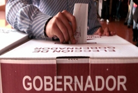Por la comisi&oacute;n de un delito electoral.