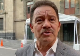 Mier pap&aacute; pide no adelantar juicios, aunque hijo apresur&oacute; exculpaci&oacute;n