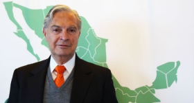 Derbez se dice capaz de proponer robustecer el sistema de ley en M&eacute;xico 