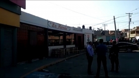  El polic&iacute;a herido fue trasladado a un hospital particular de San Mart&iacute;n.