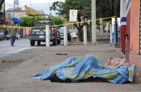 Fallece alcoholico en v&iacute;a p&uacute;blica